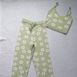 altar’d state Daisy Green Tank & Pants Matching Set Medium Comfy Loungewear
